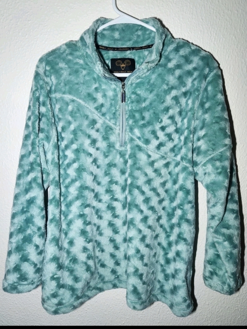Wooly Bully Wear Womens Size XL Green Fuzzy 1/4 Zip Pullover Collared Sweatshirt
